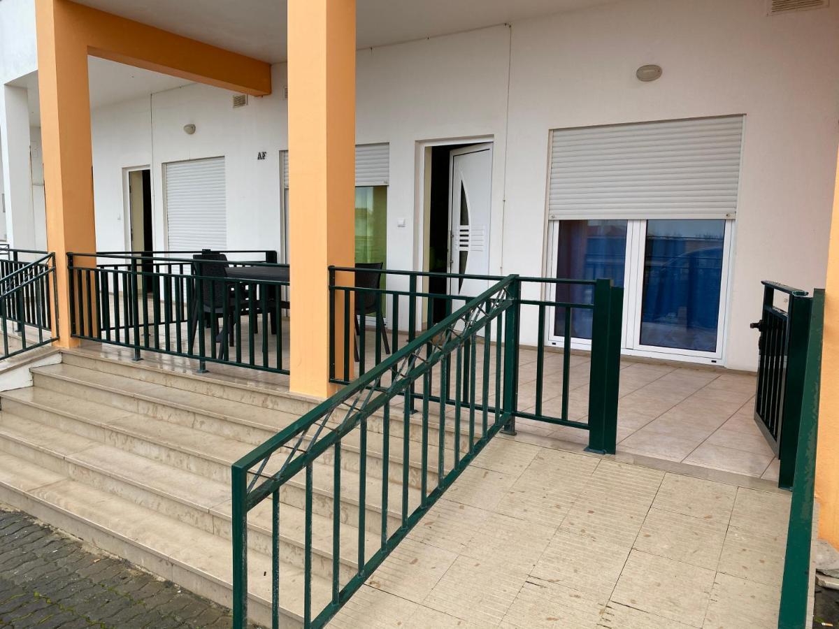 פטיאס Apartamento Acolhedor Numa Das Mais Belas Praias Do Centro De Portugal מראה חיצוני תמונה