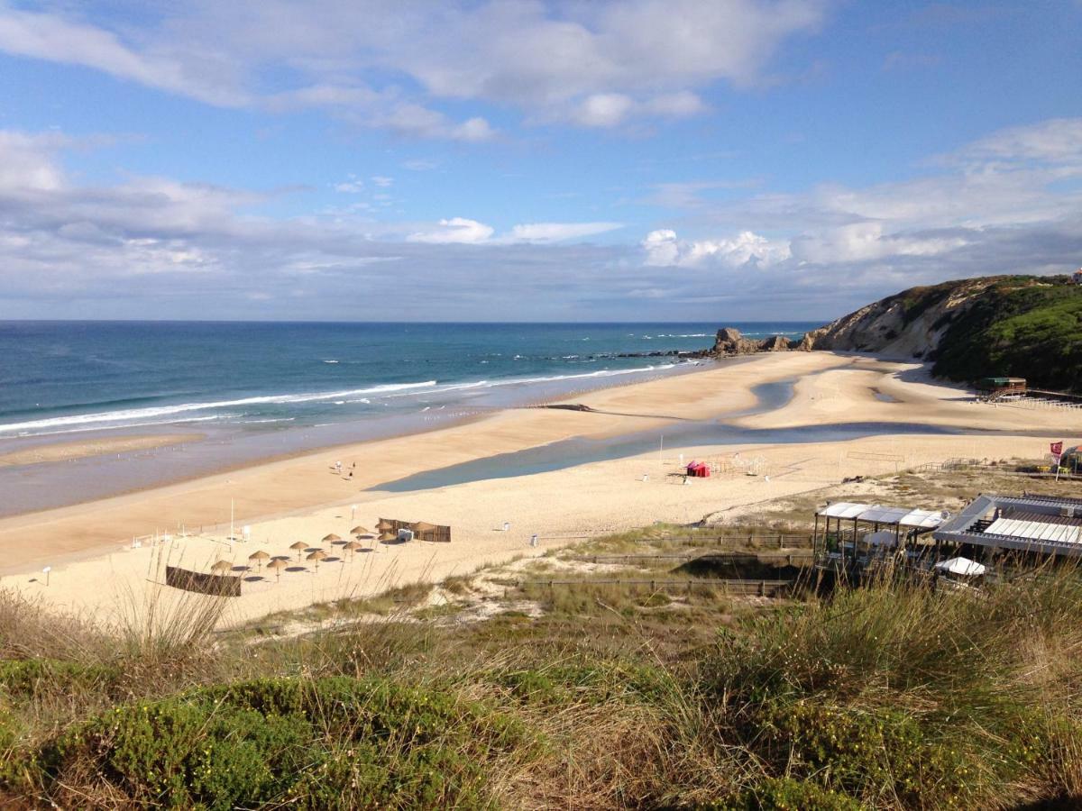 פטיאס Apartamento Acolhedor Numa Das Mais Belas Praias Do Centro De Portugal מראה חיצוני תמונה