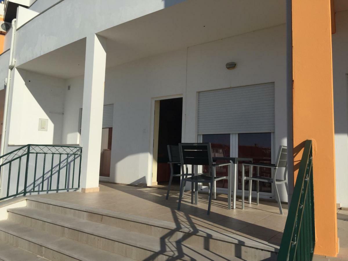 פטיאס Apartamento Acolhedor Numa Das Mais Belas Praias Do Centro De Portugal מראה חיצוני תמונה
